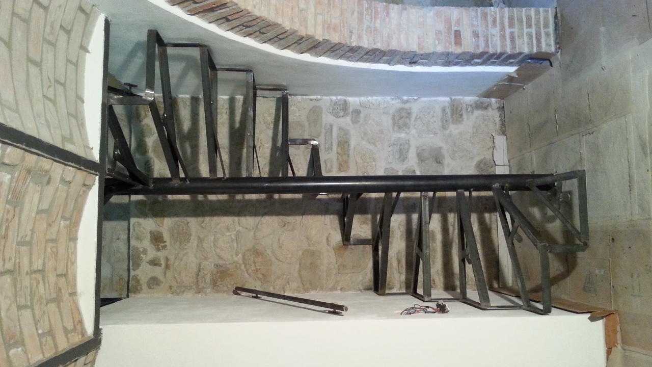 metalweldings di annibale di ciero scale a chiocciola in metallo sospese